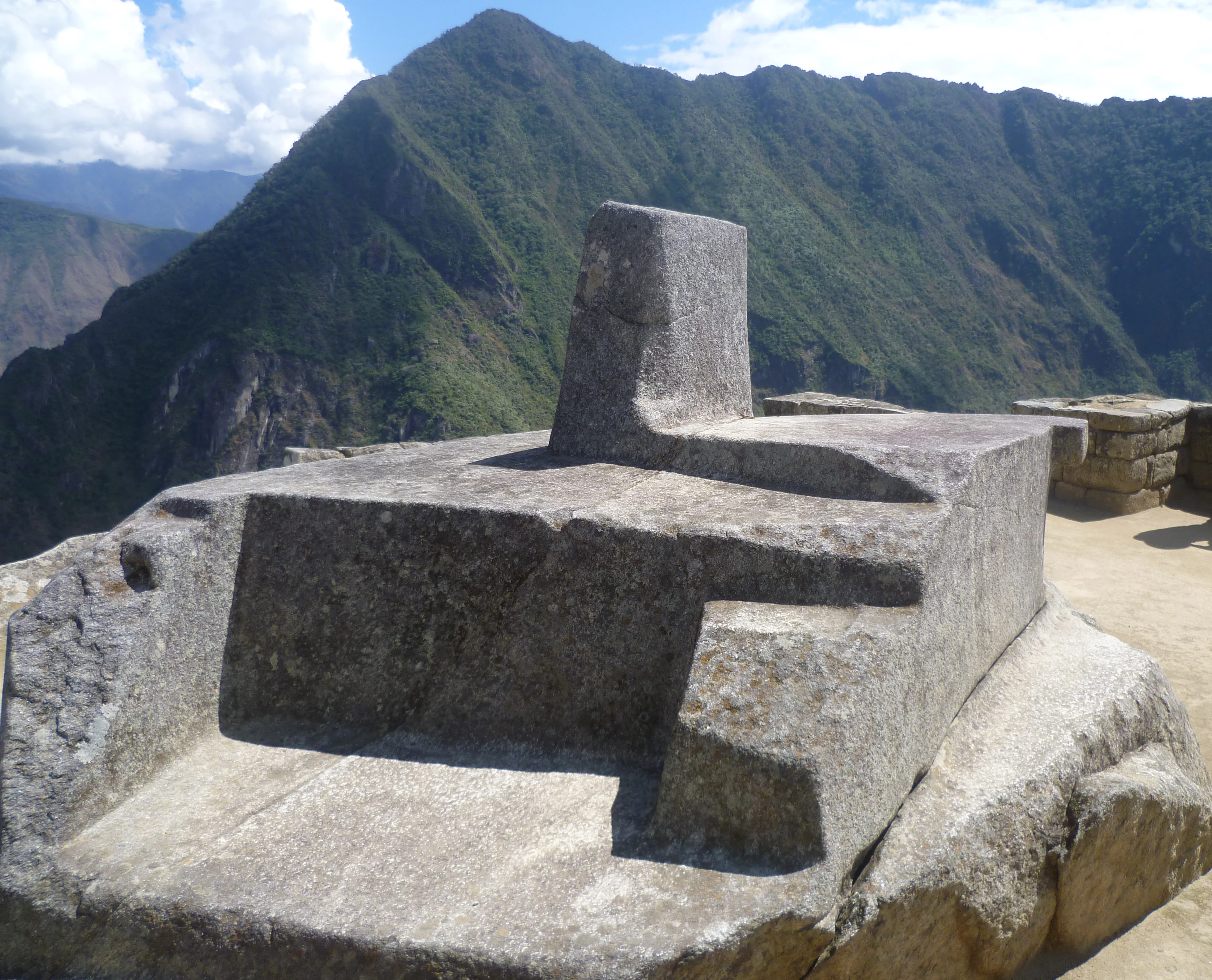 Alineaciones Astronómicas y Festividades Ancestrales - 1